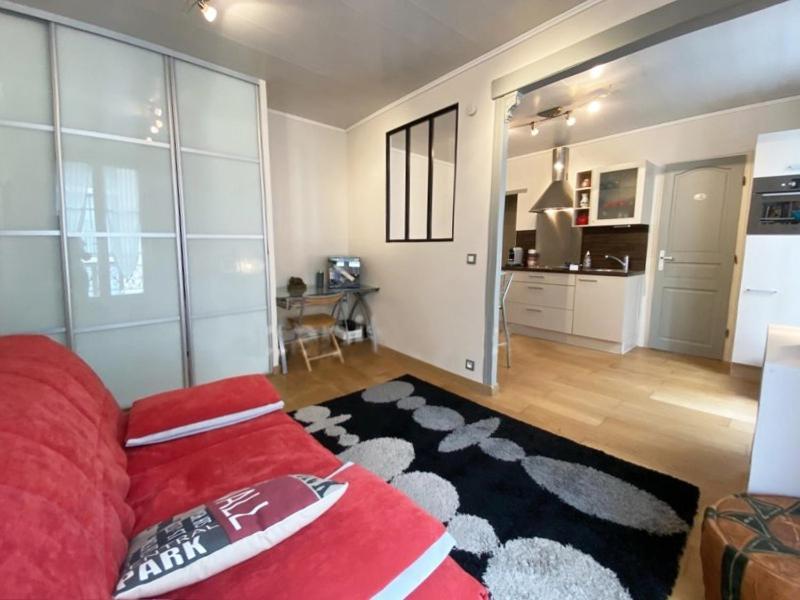 Appartement Coquet Sur Les Hauteurs De Montmartre Париж Екстериор снимка