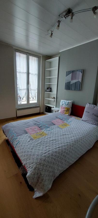 Appartement Coquet Sur Les Hauteurs De Montmartre Париж Екстериор снимка