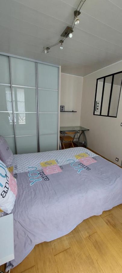 Appartement Coquet Sur Les Hauteurs De Montmartre Париж Екстериор снимка