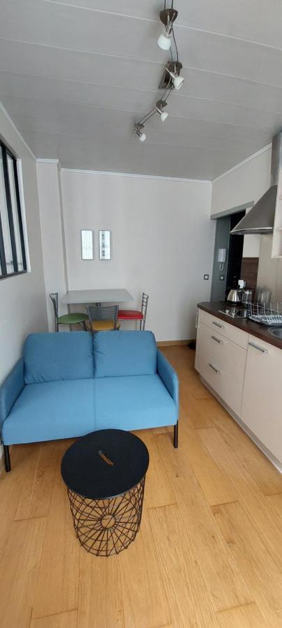 Appartement Coquet Sur Les Hauteurs De Montmartre Париж Екстериор снимка